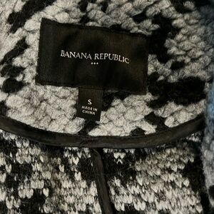 Black and grey hethered Banana Republic peacoat